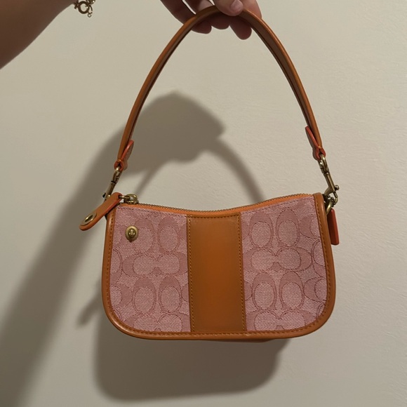 Small coach shoulder bag - Picture 1 of 5